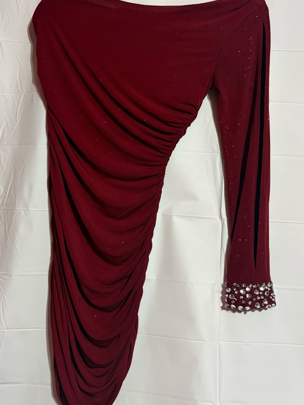 Women's Burgundy Ruched One-Shoulder Skirt with Embellished Cuff